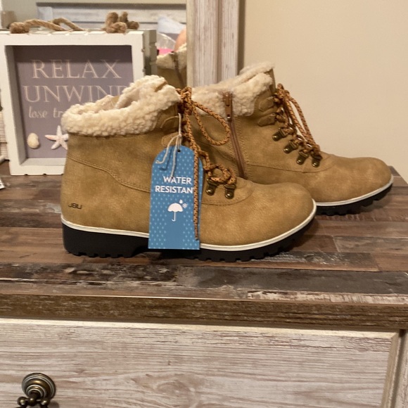 NWT JBU by Jambi Blue Creek Hiking Bootie 9 - Picture 4 of 9
